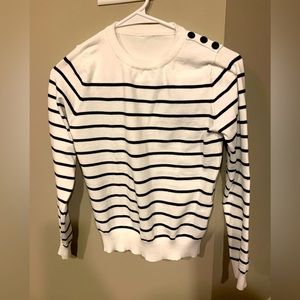 Long Sleeve Sweater/Shirt
